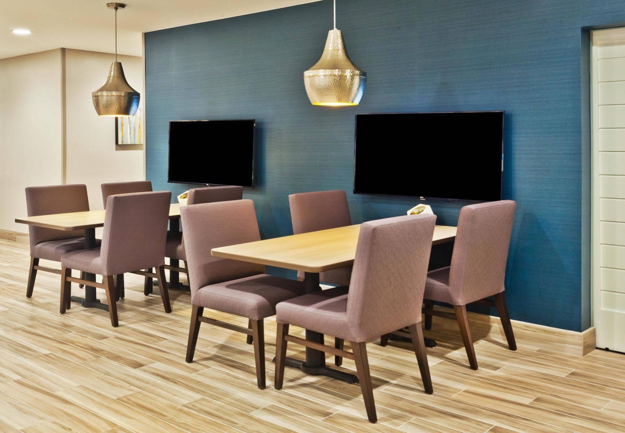 Towneplace Suites By Marriott Montgomery Eastchase Kültér fotó